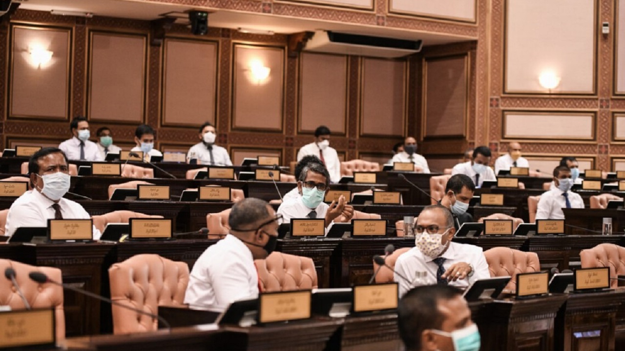 ލާދީނީކިއުން ޖިނާއީ ކުށަކަށް ހަދަން ހުށައަޅާފައިވާ ބިލް މިއަދުގެ ޖަލްސާއަށް އެޖެންޑާ ކޮށްފި