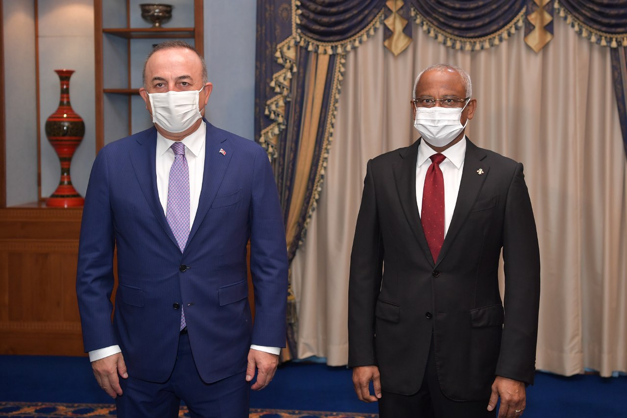 ތުރުކީން ރާއްޖެއަށް 20 ހާސް ވެކްސިން ޑޯޒް ހަދިޔާކޮށްފި