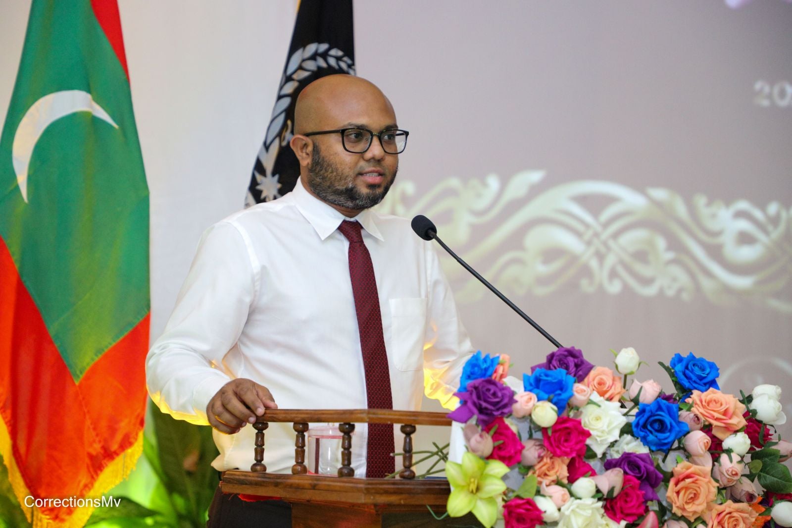 ކުށްވެރިން އިސްލާހުކުރުމަށް އޭޖެންސީތައް ގުޅިގެން މަސައްކަތްކުރަންޖެހޭ: - ނަޒީރު