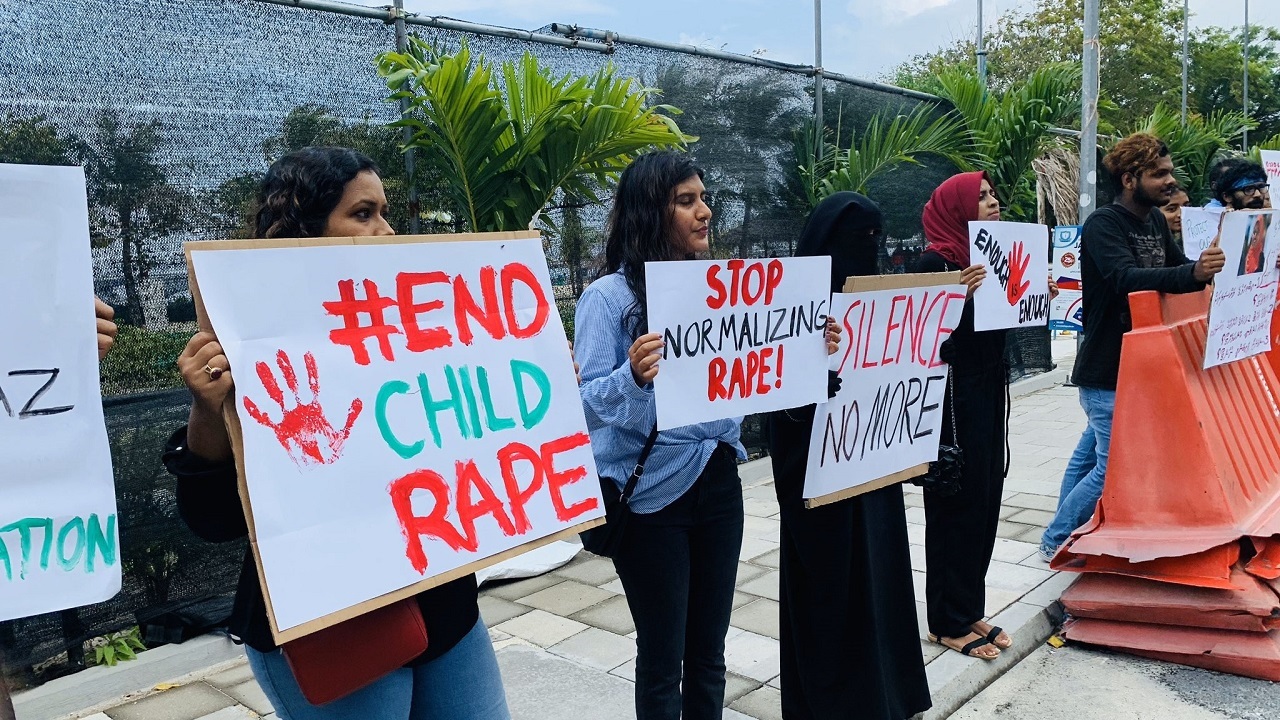 ކުޑަ އަންހެން ކުއްޖަކަށް ޖިންސީގޯނާކުރި 73 އަހަރުގެ މީހަކު ހައްޔަރުކޮށްފި