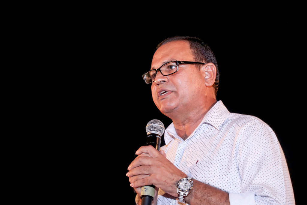 އާދަމް ޝަރީފުގެ އިންޒާރު: ބެނާތައް ނަގާ ފުލުހުންނަށް ދައުވާކުރާނަން