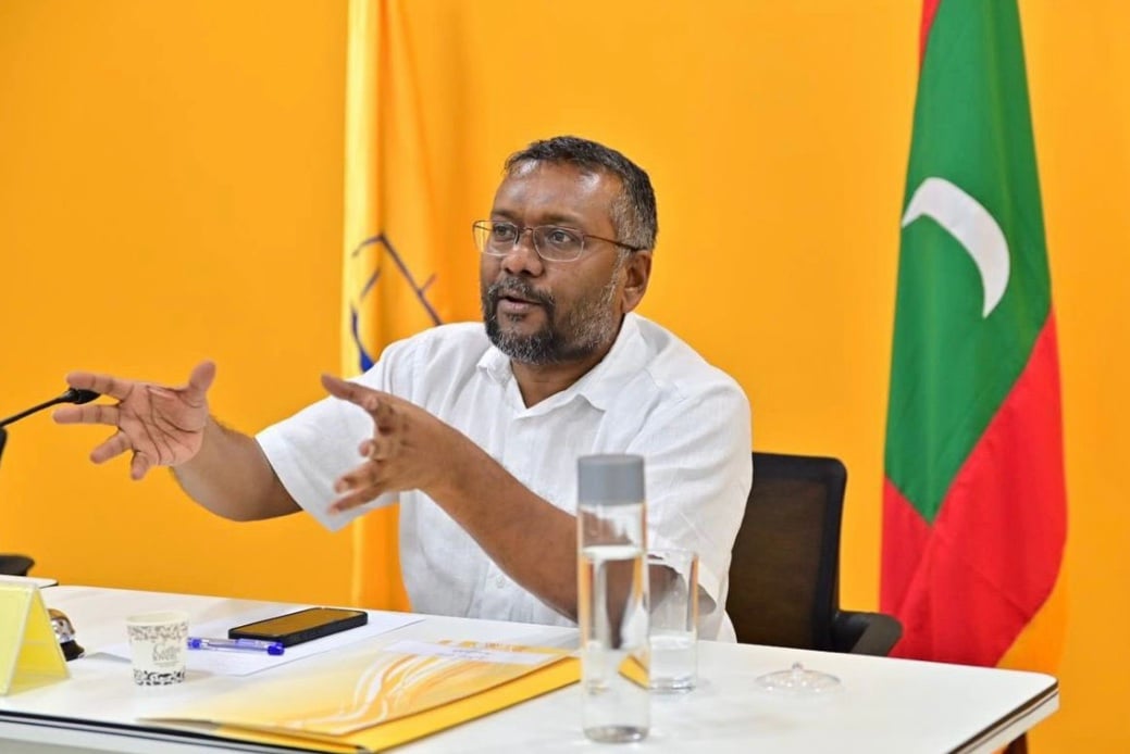ސަރުކާރުގެ ނާގާބިލުކަމާހެދި ރައްޔިތުންގެ އަޑު އިއްވުމަށް ނިކުތުން ނޫން ގޮތެއް ނެތް: ފައްޔާޒު
