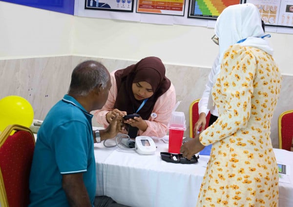 އައްޑޫގައި ކުރިއަށްގެންދާ ހެލްތު ކޭމްޕު މާދަމާ ފަށަނީ