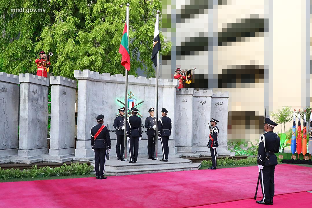 ސިފައިންގެ 130 ވަނަ އަހަރީ ދުވަހުގެ ދިދަ ނެގުމުގެ ރަސްމިއްޔާތު ބާއްވައިފި