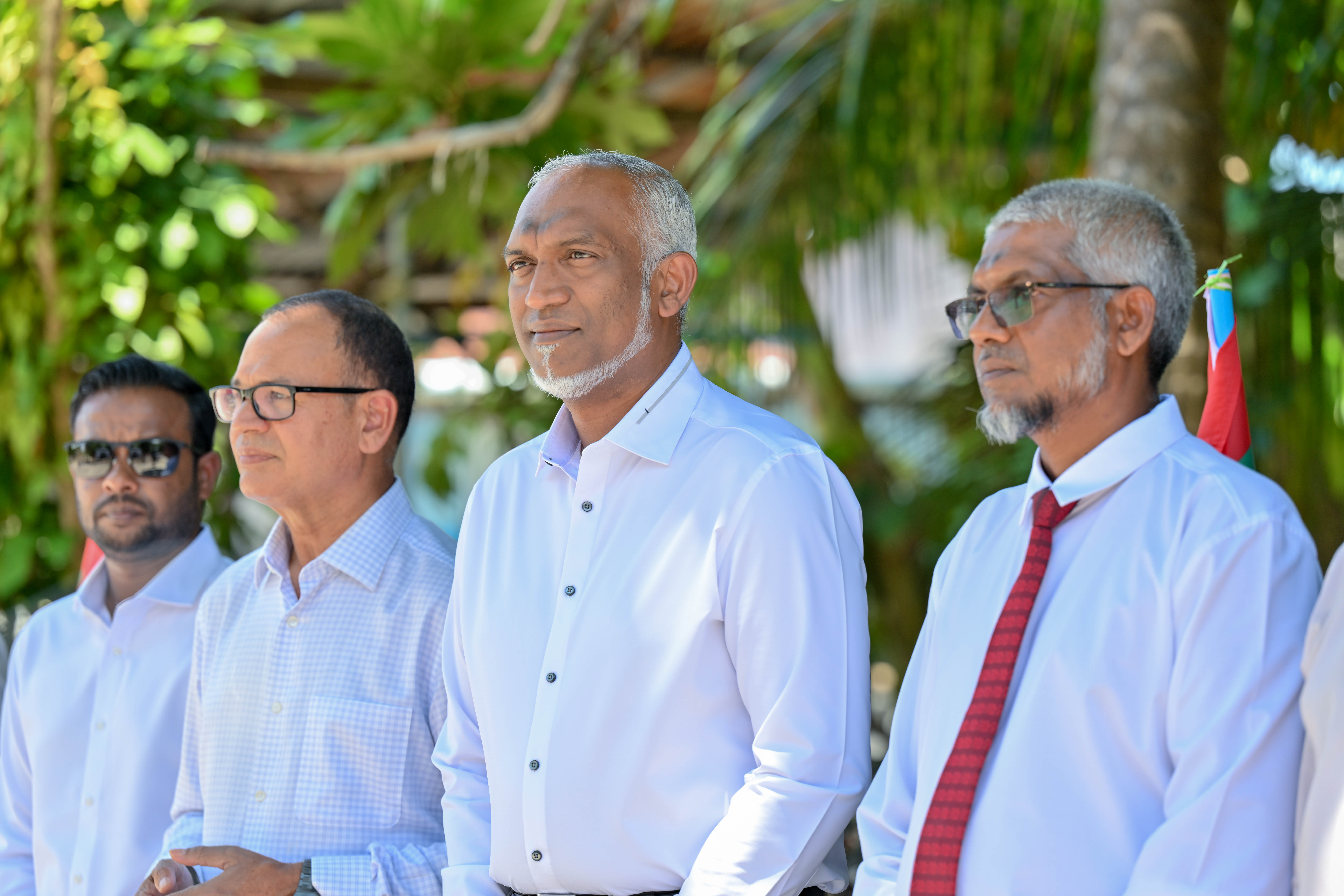 ހަޖޫ ޖަހާ ފަރާތްތަކަށް ރައްދުދެއްވައި ރައީސް ވިދާޅުވަނީ އޭޓީއެމް ބެެހެއްޓުމަކީ އާދައިގެ ކަމެއް ނޫން ކަމަށް