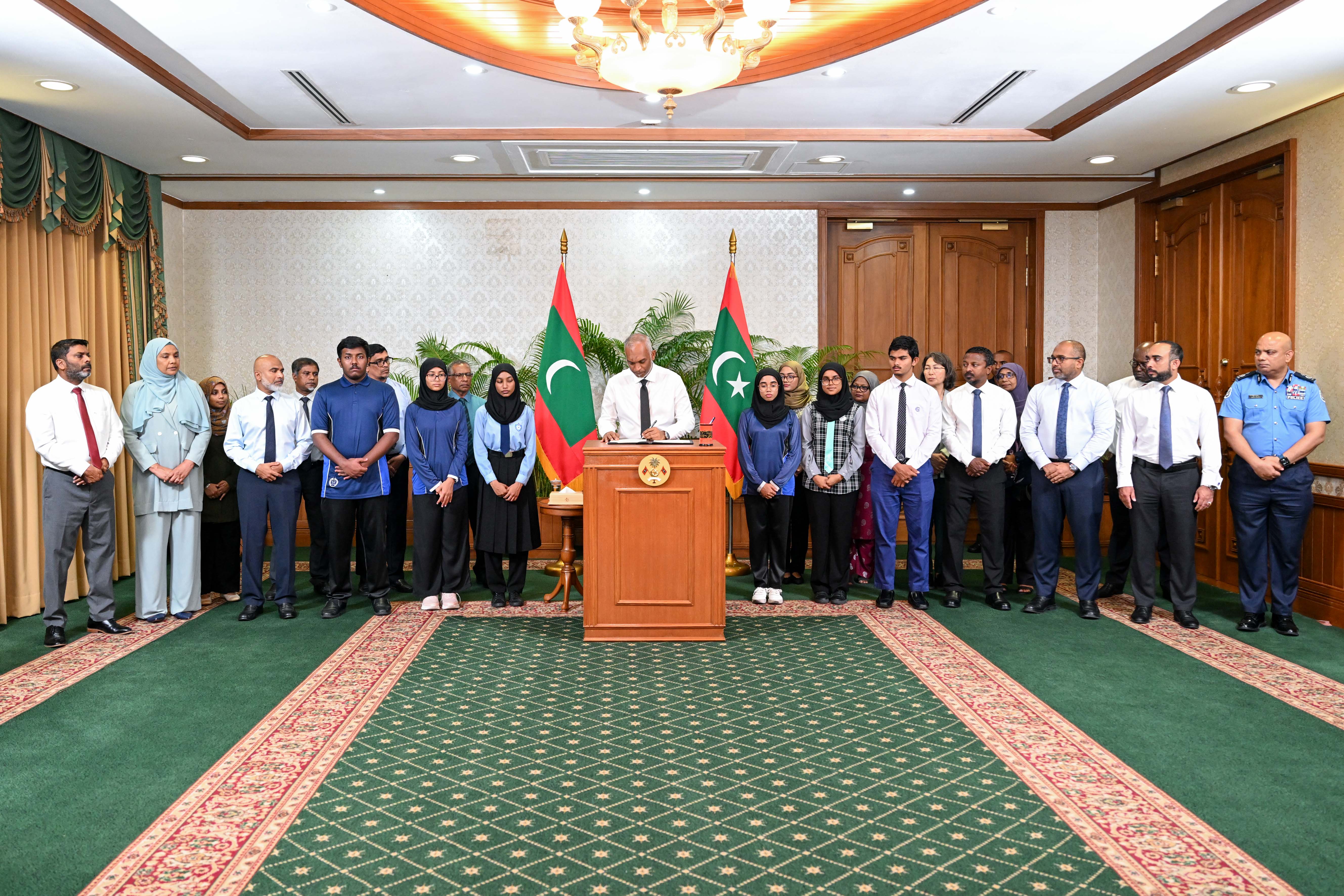 ޖެނެރޭޝަން ބޭން ހިމަނައި ގާނޫނަށް ގެނައި އިސްލާހުތައް ތަސްދީގުކޮށްފި