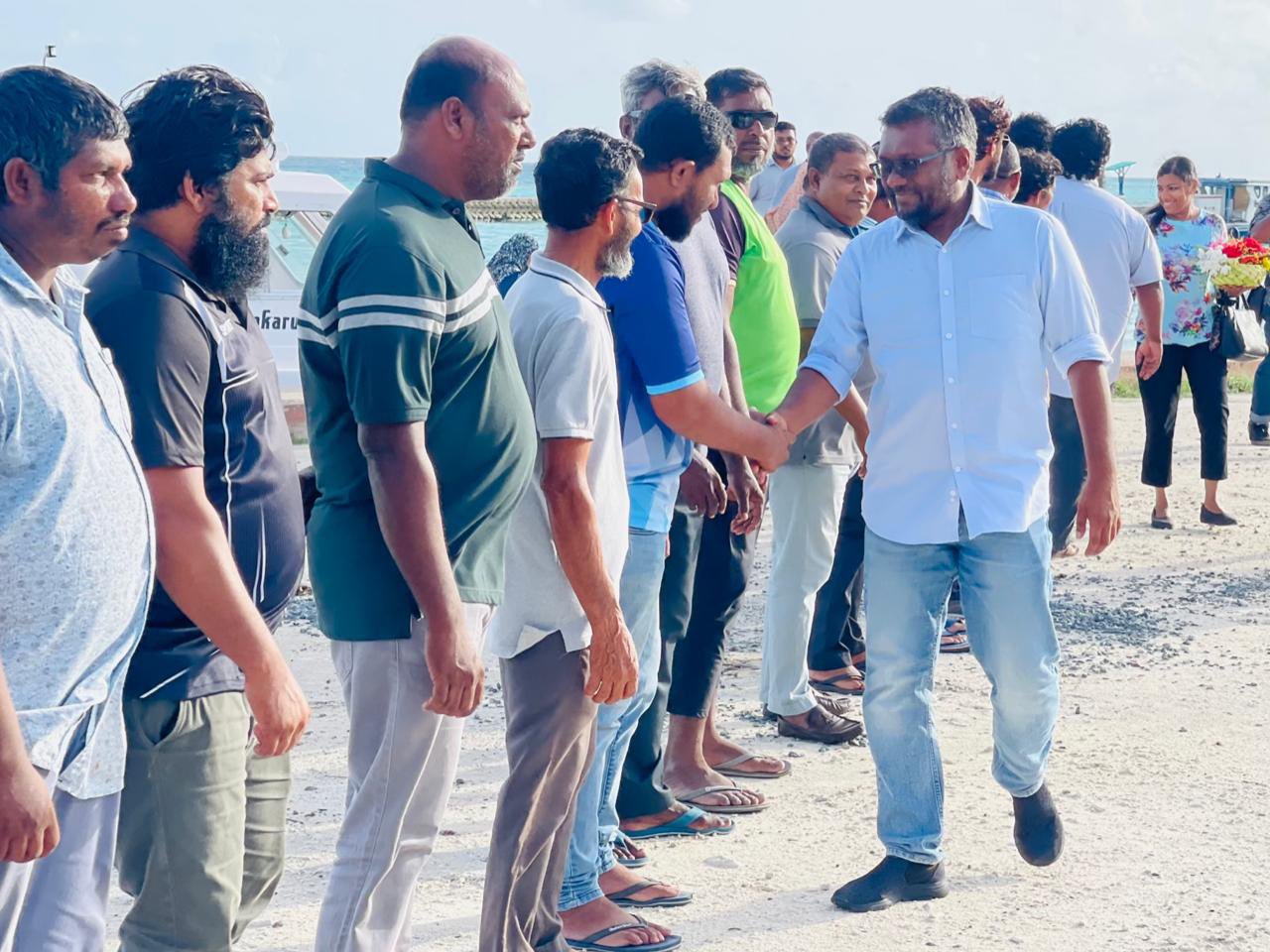 ފައްޔާޒުގެ ޓީމު ހުރިހާރަށަކަށް ދަތުރުކޮށްފި؛ ފަހު މަންޒިލަކަށް ތ. ބުރުނި