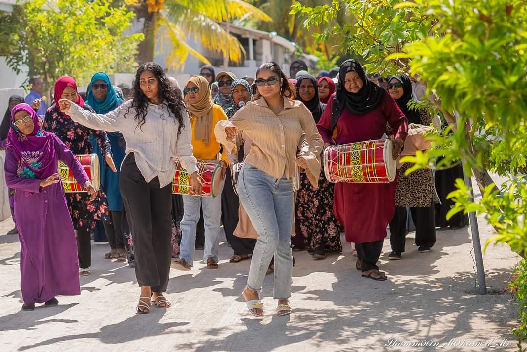 ބިދޭސީން ދިވެހިން އަންހެނުންނާއި ކައިވެނި ކުރަން ހުށަހަޅާ މިންވަރު ކުއްލިއަކަށް އިތުރުވެެއްޖެ