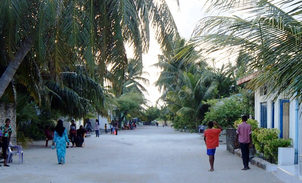 ގއ.ދާންދޫ: އެރަށުގައި ހިނގި މާރާމާރީއެއްގައި ތިން މީހަކަށް ވަނީ އަނިޔާވެފައި