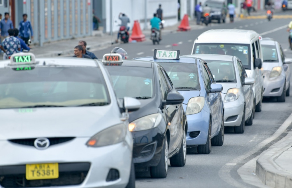 ޓެކްސީތަކުގެ ދަތުރު އަގުބޮޑުކޮށްފިނަމަ ފިޔަވަޅު އަޅާނަން: ޓްރާންސްޕޯޓް