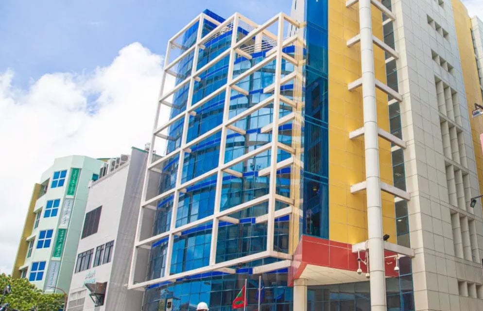 ވައިގެ މަގުން އެތެރެކުރަން އުޅުނު 3 ކިލޯގެ މަސްތުވާތަކެތި އަތުލައިގެންފި