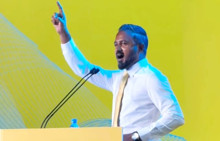 ސީނިއާ ޕޮލިޓިކަލް ޑައިރެކްޓަރެއްގެ މުސާރައިން ރަށެއްގައި ގެސްޓްހައުސްއެއް އެޅޭނެ: ޢާޠިފް"