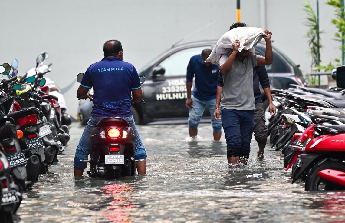 Government begins efforts to reduce rain-related hardships