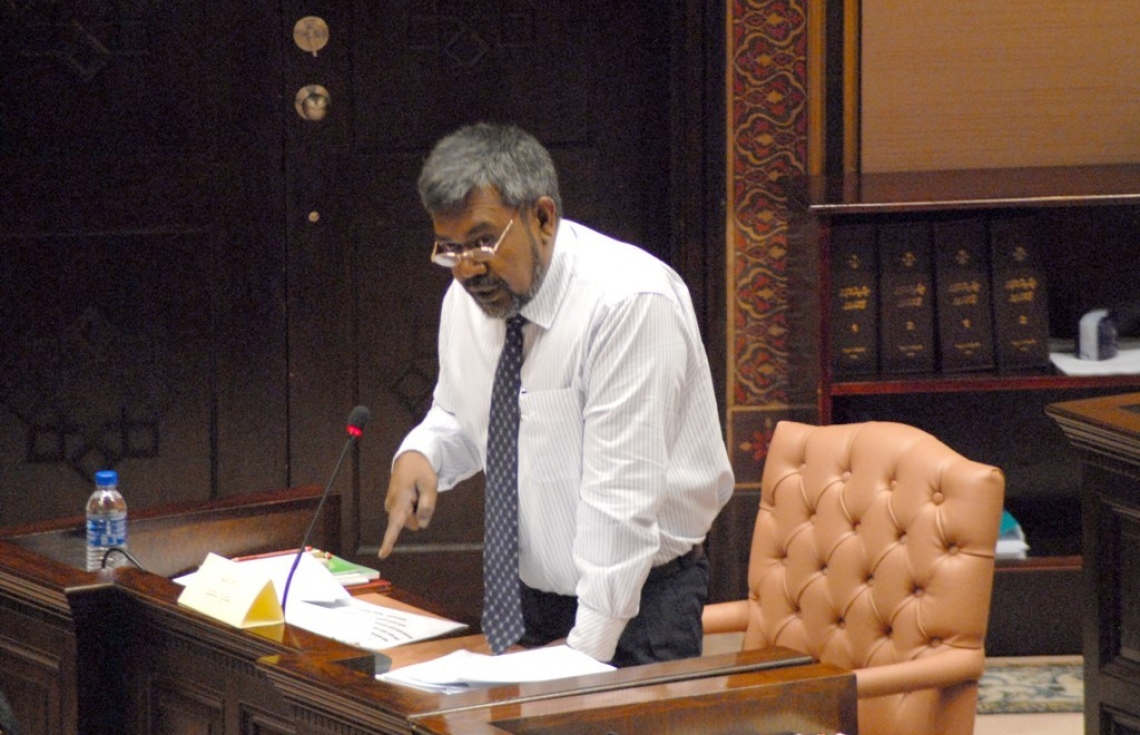 އިހުމާލުވާތީ ޕީޖީ މަޖިލީހަށް ގެންގޮސް ވާގޮތެއް ބަލަންވެއްޖެ: އިބްރާ