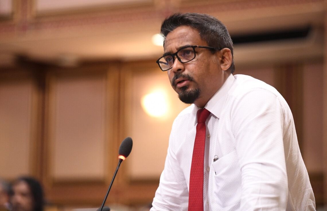 ހަމަލާ އާއި ގުޅިގެން ރައީސް ނަޝީދު އުފައްދަވާ ވާހަކަތަކުން އިކްރާމް "ކޮންފިއުސް" ވެއްޖެ