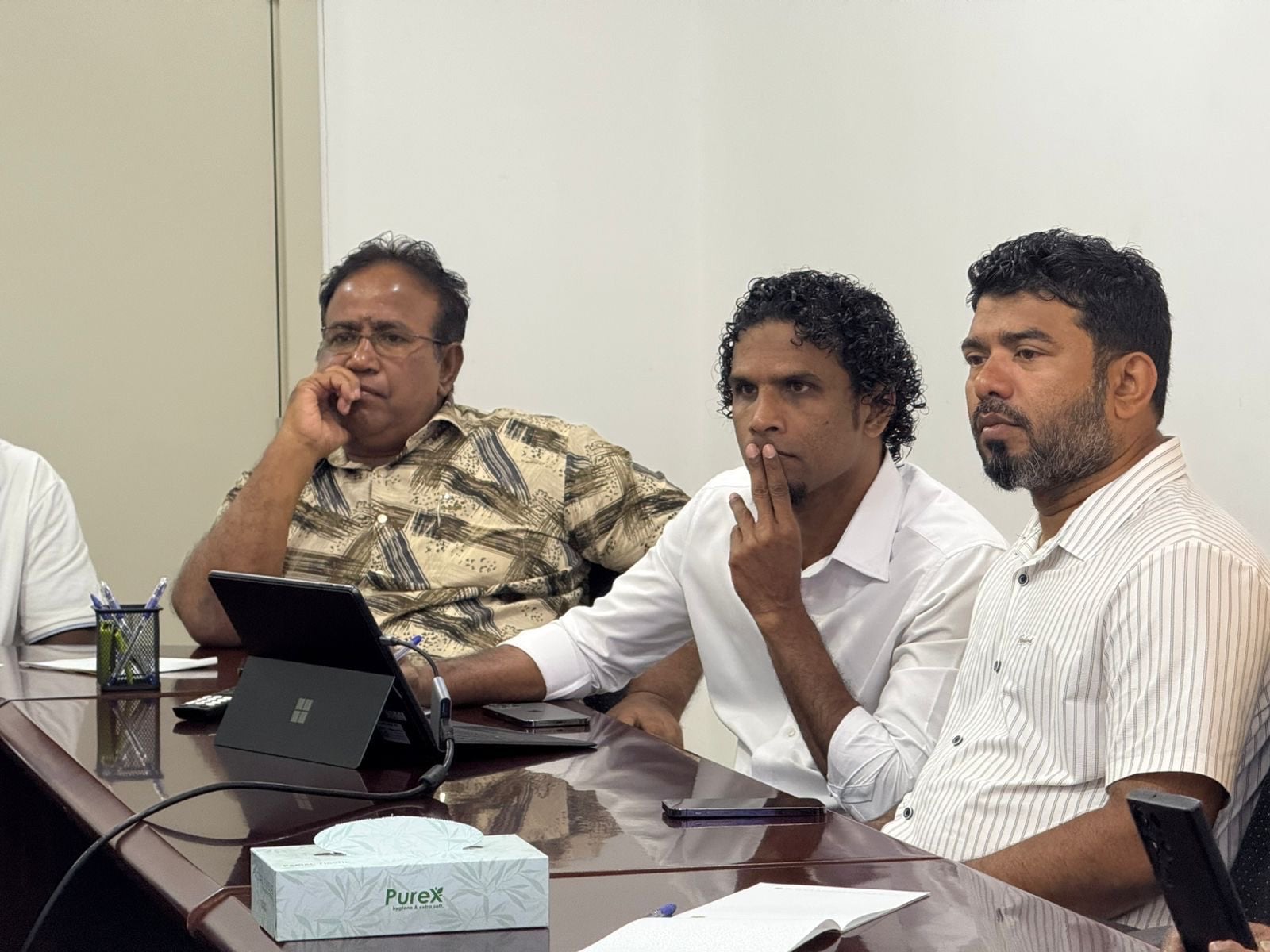 ރައީސް މުޢިއްޒު ބޭނުންވަނީ ރައްޔިތުންގެ މަޖުބޫރީ ހާލަތުން ވޯޓު ހޯދައިގެން އިންތިޚާބުތައް ކާމިޔާބުކުރަން: ޔައުގޫބް