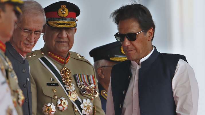 (Right) Pakistan’s Prime Minister Imran Khan.