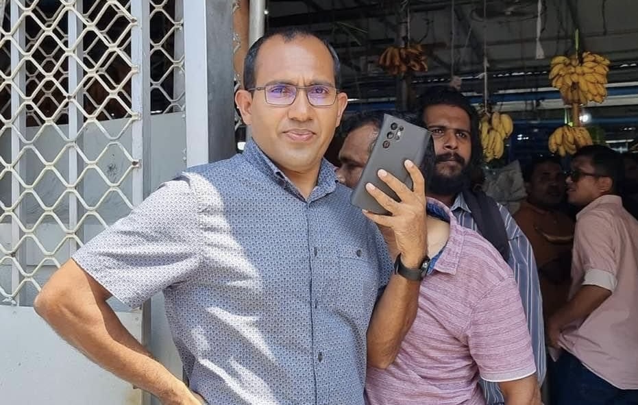 އާފަލެއްގެ އަގު 14 ރުފިޔާއަށް އެރުމުން އެންމެ ރަނގަޅުވާނީ އިސްތިއުފާ ދެއްވުން: މަލީޙް