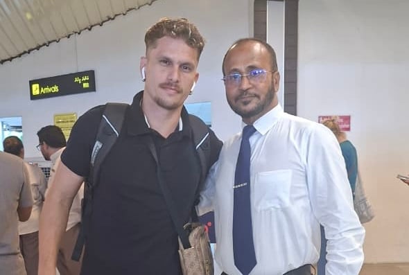 ނިއުރޭޑިއަންޓަށް ބްރެޒިލްގެ މިޑްފީލްޑަރެއް ގެނެސްފި