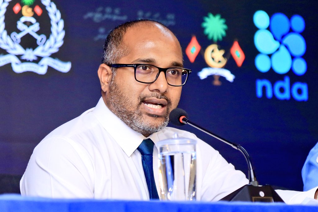 ހޯމް މިނިސްޓަރު ޢަލީ އިހުސާން