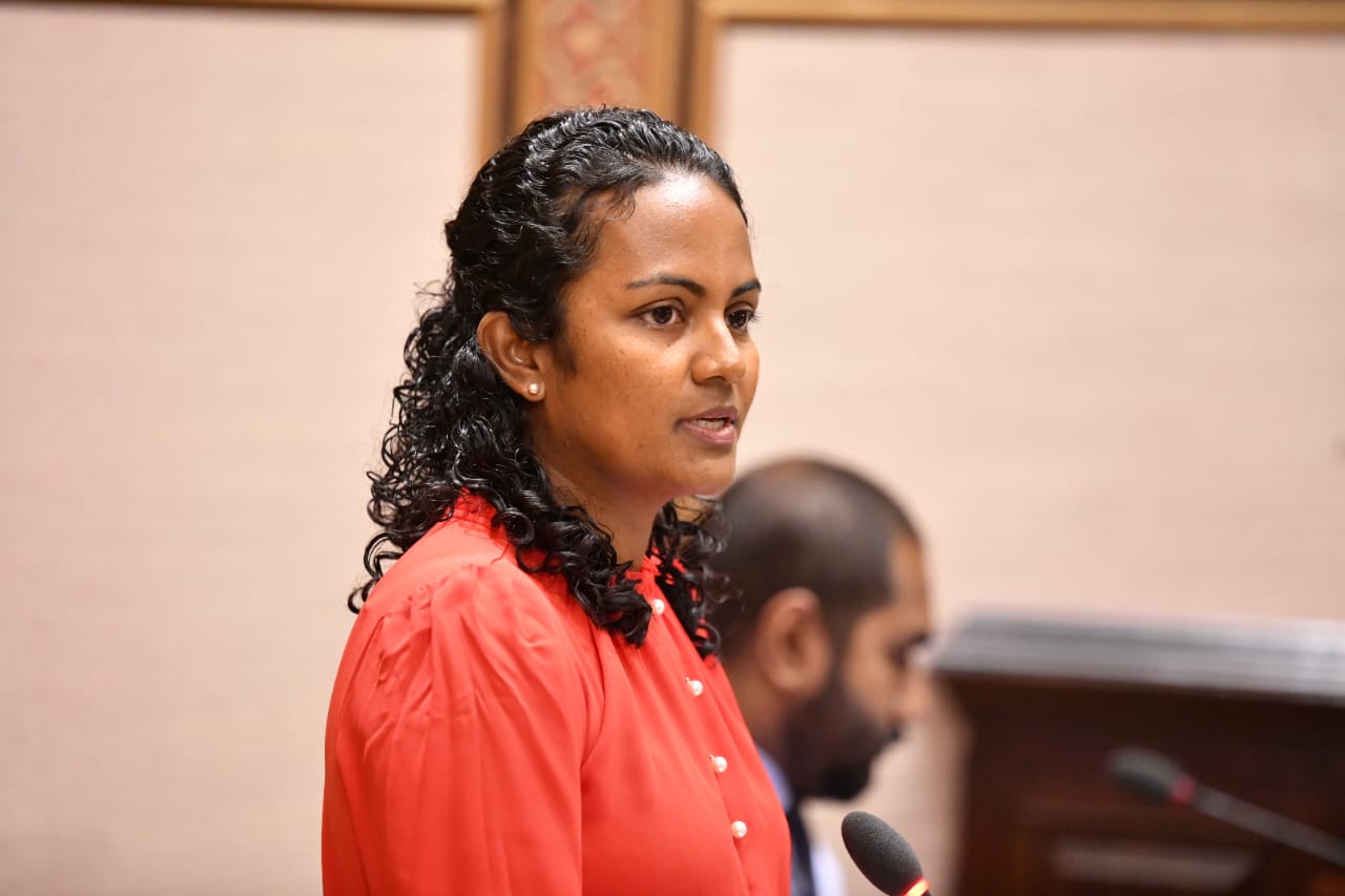 މި ސަރުކާރުންވަނީ އީޕީއޭ މިނިވަންކަމާއެކު ހިންގޭނެ ގޮތް ހަދާފައި: ޝައުނާ