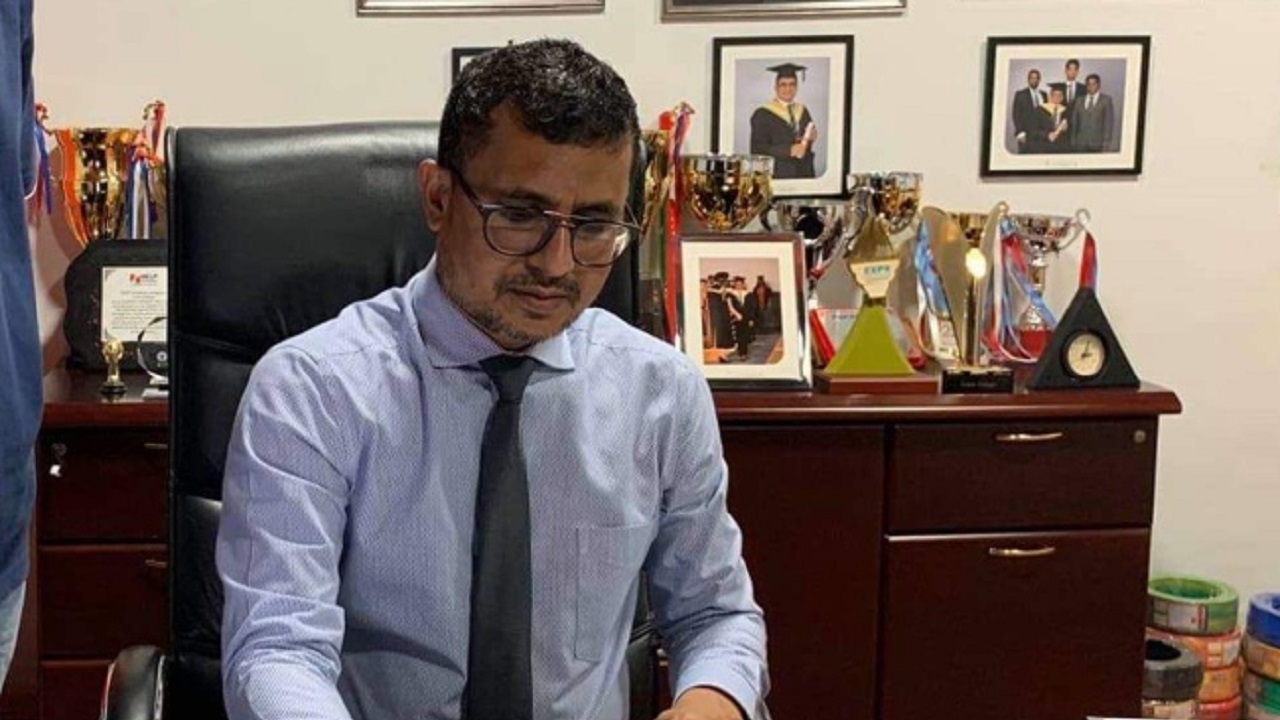 ވެރިކަން ލިބުމުން ޕާޓީގެ ގުރާސްރޫޓް މަތީން ހަނދާން ނައްތާލާތީ ޝަރީފްގެ ކަންބޮޑުވުން