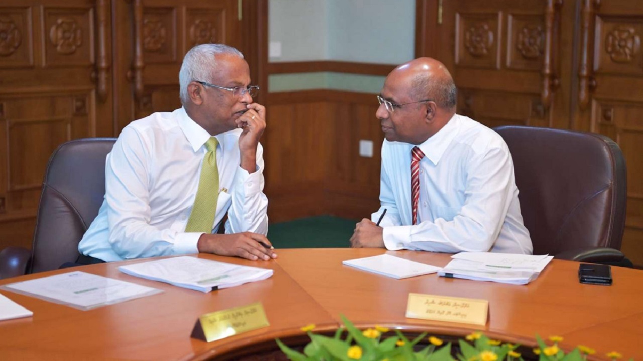 ޚާރިޖީ ވަޒީރު ޢަބްދުﷲ ޝާހިދު (ކ) އާއި ރައީސް އިބްރާހިމް މުޙައްމަދު ޞާލިޙް