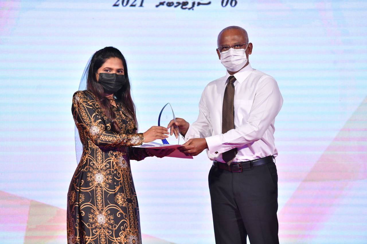 އަމާޒަކީ ހުރަސްތައް ނައްތާލައި ހައްގު މަގާމު އަންހެނުންނަށް ހޯދައިދިނުން: ރައީސް