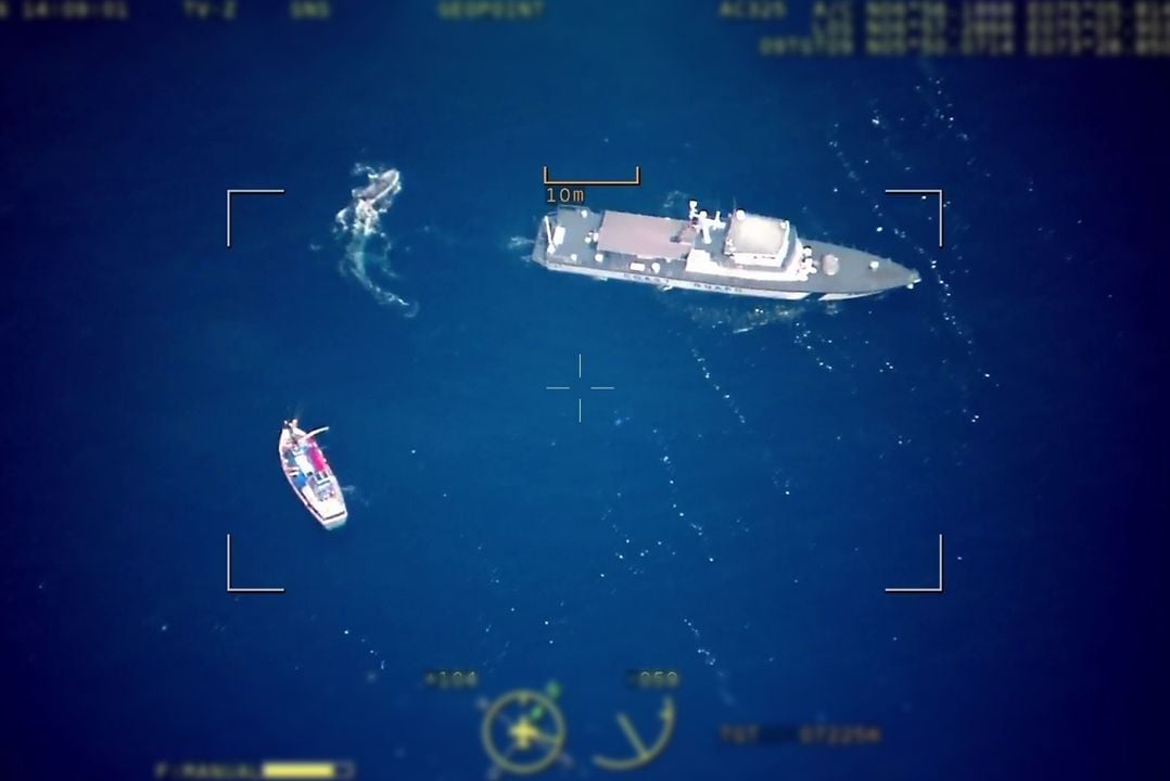 ގަވާއިދާ ހިލާފަށް އުޅުނު ލަންކާގެ ދެ މަސްބޯޓެއް އަތުލައިގެންފި