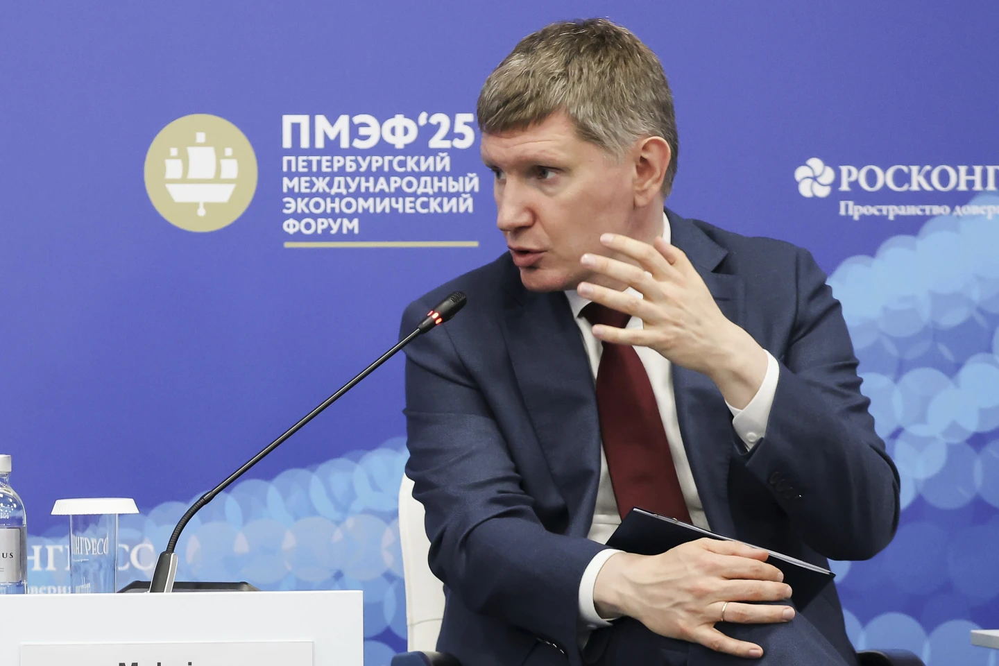 Russia on the brink of recession, says Economy Minister