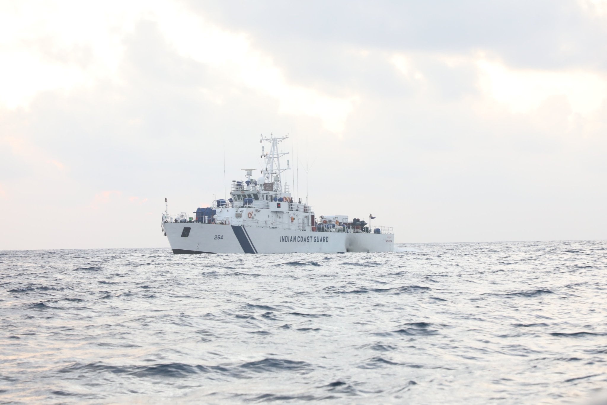 ތަމްރީނަށް ރާއްޖެ އައިސްގެން އުޅޭ އިންޑިއާގެ އަސްކަރީ އުޅަނދެއް-