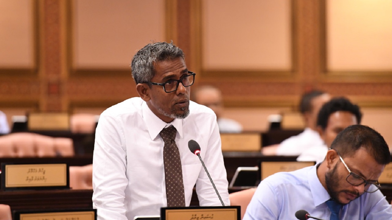 އެމްޑީޕީގެ މަޖިލީސް މެންބަރު ފިއްޓޭގެ ނަންވެސް އެމްއެންޕީގެ ދަފްތަރުގައި