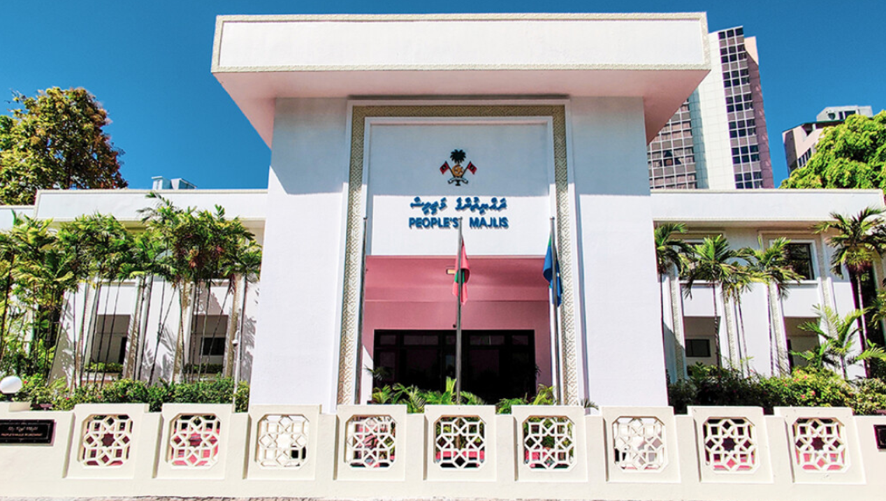 ކުރީގެ މެންބަރުންގެ ހެލްތު އިންޝުއަރެންސަށް ދިހަ އަހަރުތެރޭ 18.9 މިލިޔަން ރުފިޔާ ހޭދަކުރި