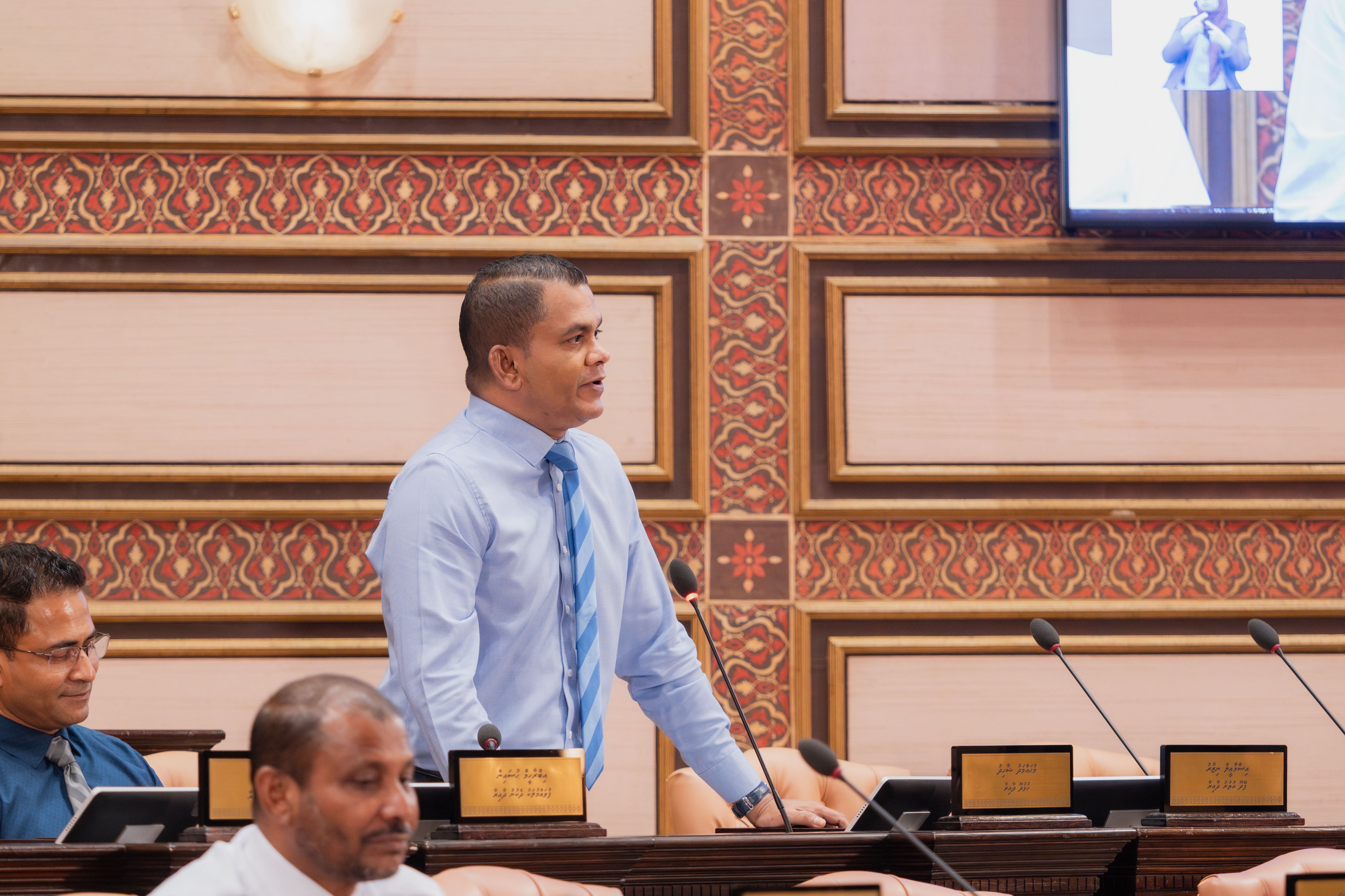 ހުޅުދޫގައި ގާމިން ފެކްޓަރީއެއް އަޅައިދިނުމަށް މެމްބަރު ޝާޑު އެދިވަޑައިގެންފި