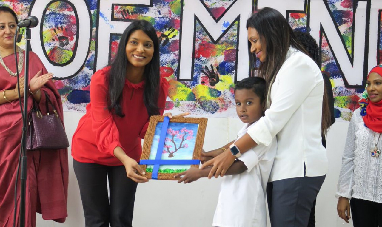 އާޒިމްވެސް ވިދާޅުވީ ޒެނީޝާއަށް ކުރަނީ ޒާތީ ދަޢުވާއެއް ކަމަށް