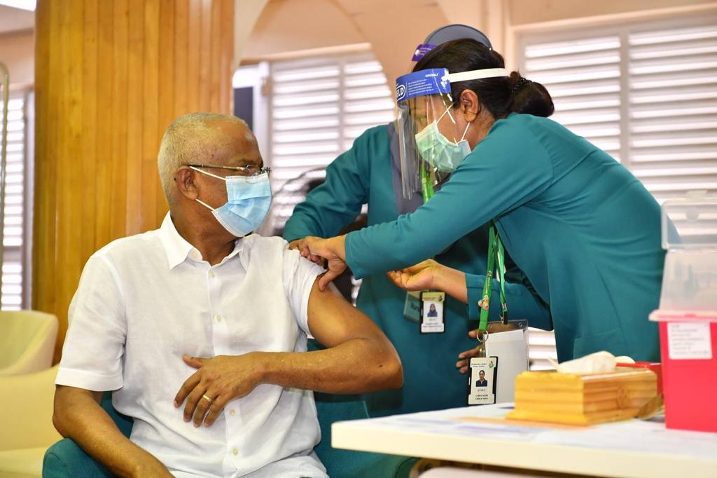 އަވަހަށް ބޫސްޓަރ ޑޯޒް ޖެހުމަށް ރައީސް ގޮވާލައްވައިފި