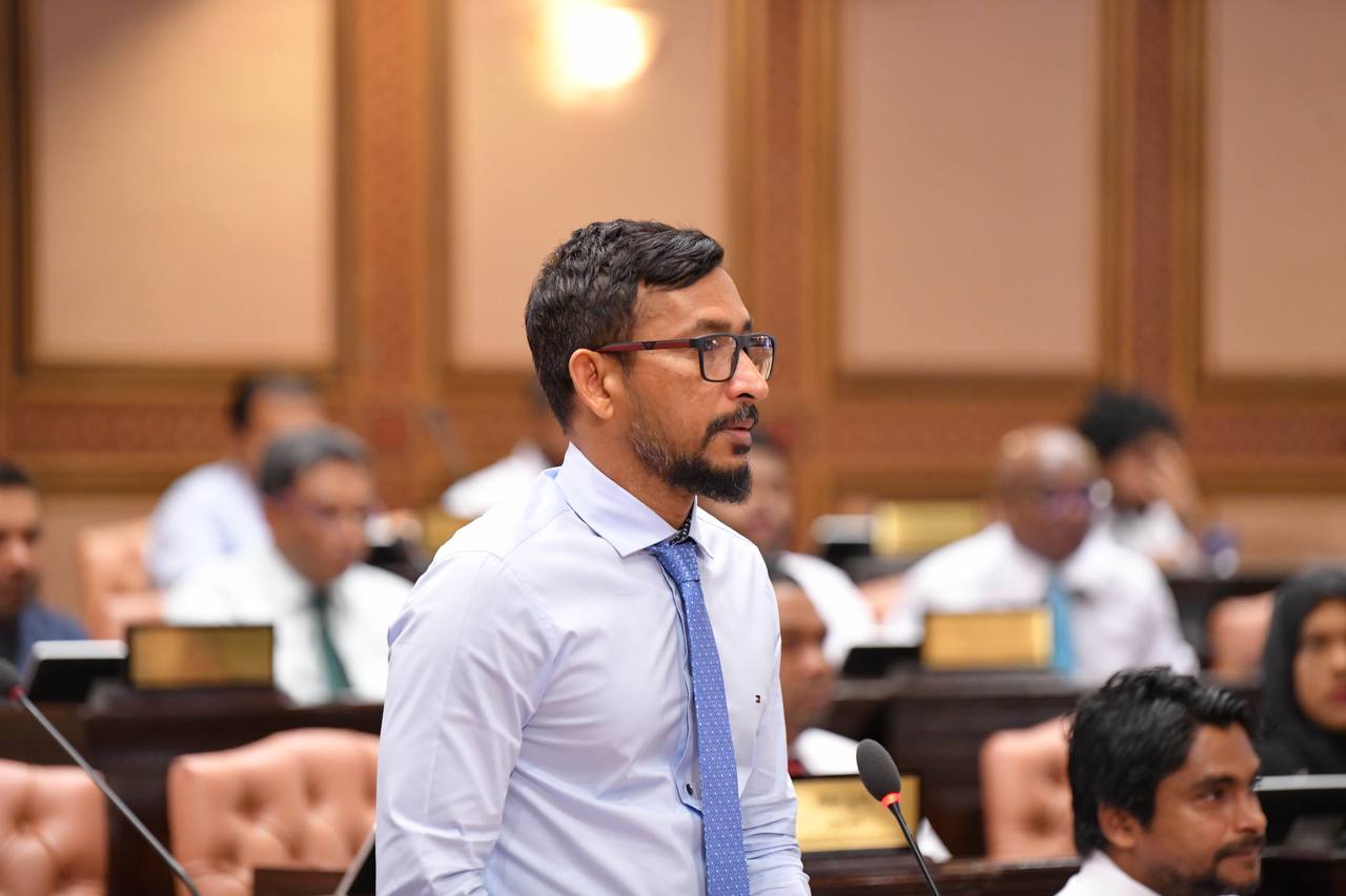 ކޮމިޓީތަކުން މެމްބަރުން ބަދަލު ކުރުމަކީ އަބަދުވެސް ކުރާ ކަމެއް: ފަލާހު