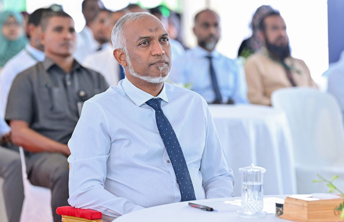 ޔުމުނު ހާދިސާގައި އިހުމާލުވި ފުލުހުންނަށް ފިޔަވަޅު އަޅަން ރައީސް އަންގަވައިފި