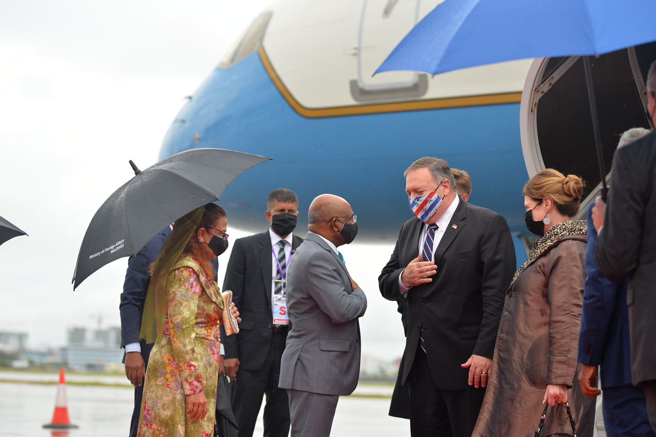 Minister of Foreign Affairs, Mr. Abdulla Shahid welcoming US Secretary of State, Mr. Michael R. Pompeo upon his arrival at Velana Airport, today afternoon. Photo: Foreign Ministry