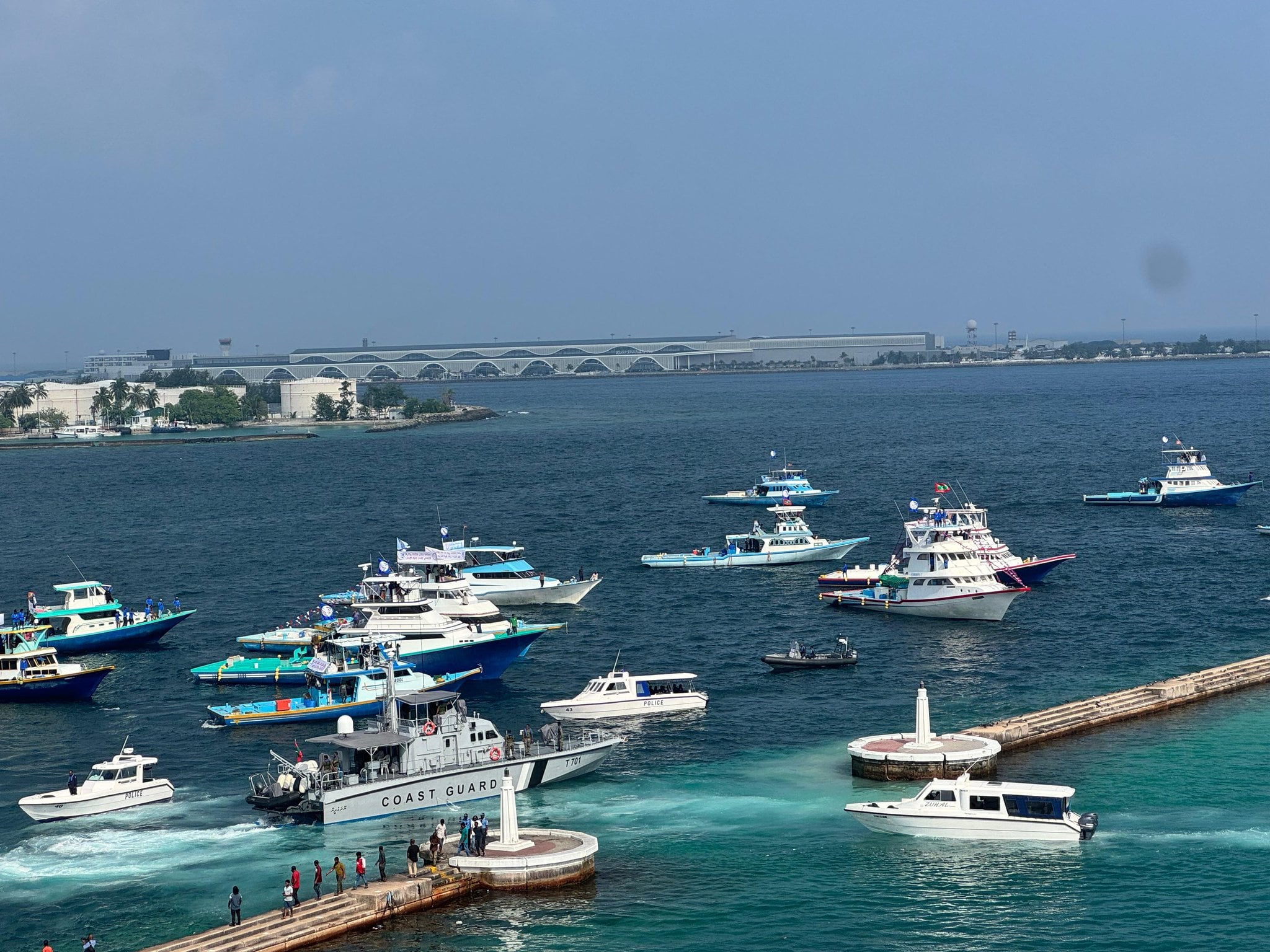 49 ދޯނި ބައިވެރިވާ ބޮޑު ކަންނެލި މަސްވެރިންގެ އިޙްތިޖާޖް ފަށައިފި