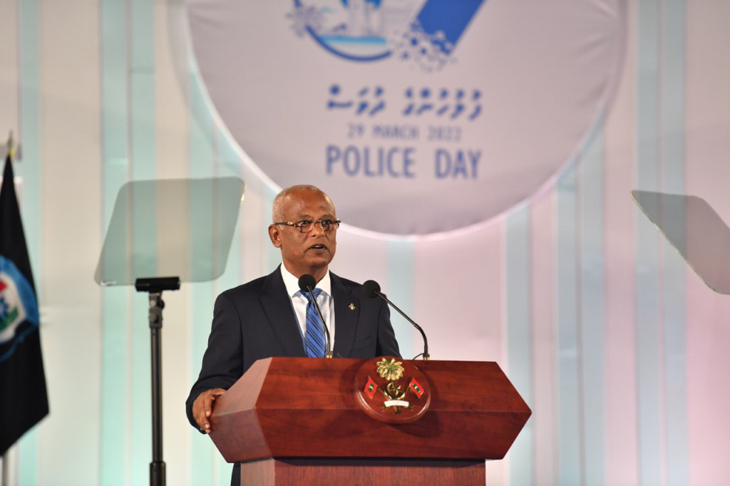 ޒަމާނީ ތަހުގީގުގެ ހުނަރު ލިބިފައިވާ ފުލުހުންގެ އޮފިސަރުން އުފައްދަންޖެހޭ: ރައީސް