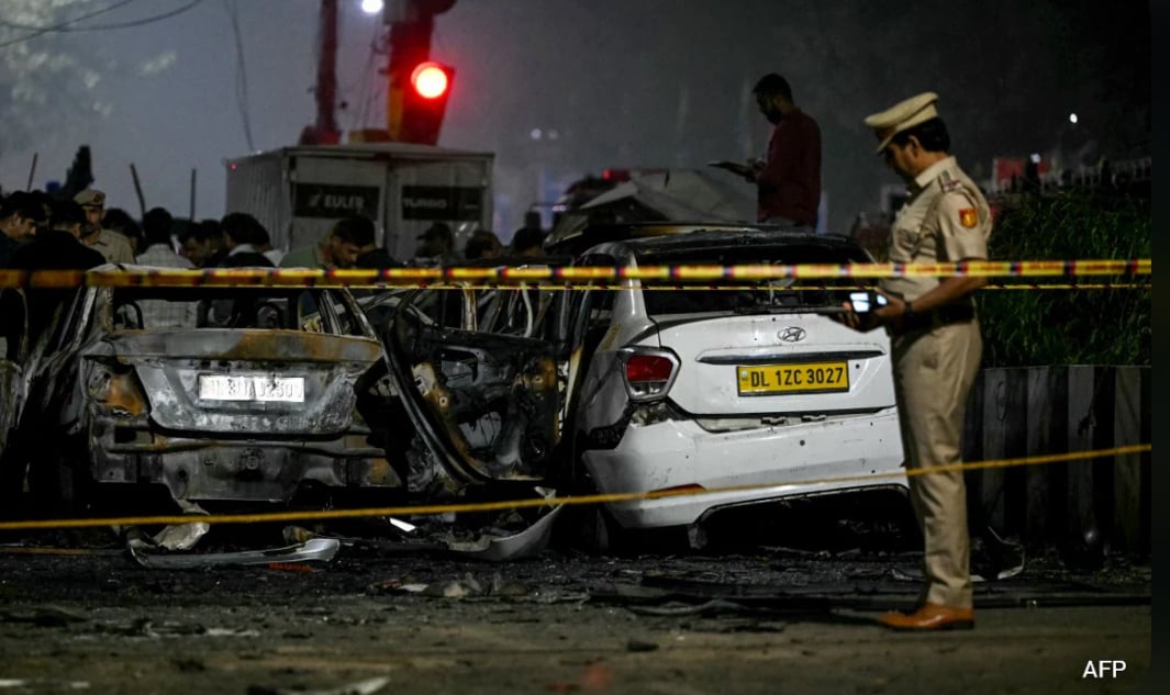 ދިއްލީގައި ބޮން ގޮއްވި ހާދިސާއާ ގުޅިގެން ކަޝްމީރުގައި ތަހުގީގެއް ފަށައިފި