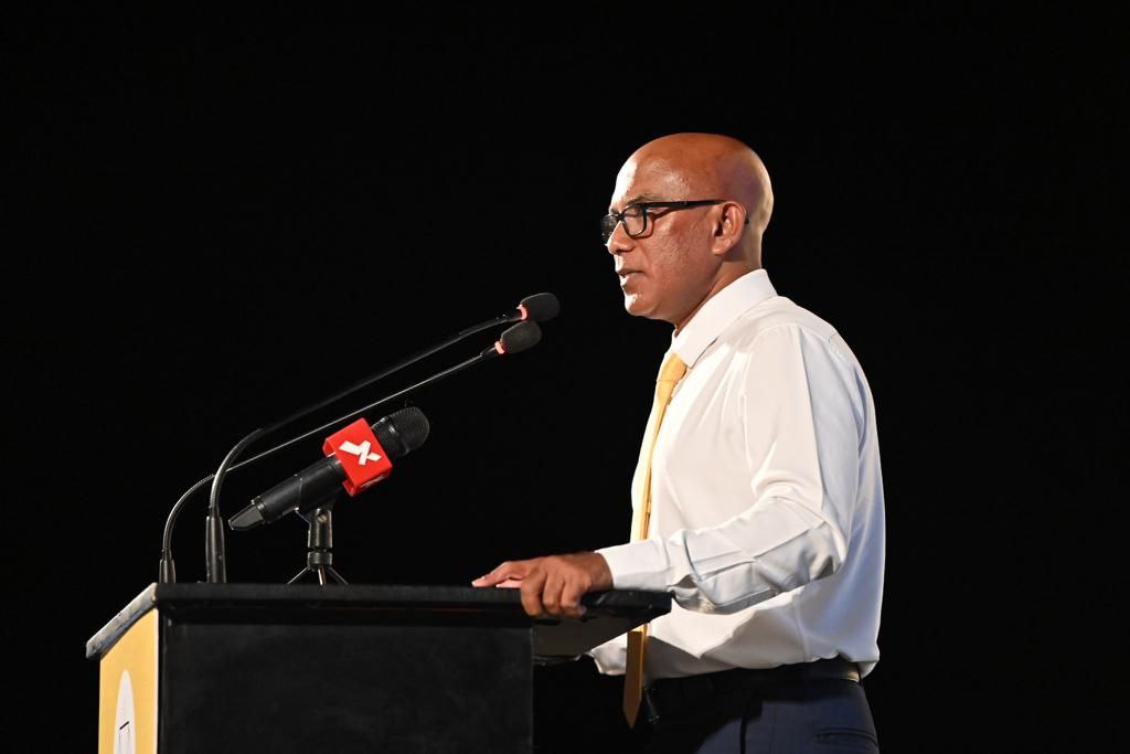 ސަމީރު އެދިވަޑައިގަތީ ކުލަޔަށް ބެލުމެއްނެތި އެމްޑީޕީގެ ކެންޑިޑޭޓަށް ވޯޓު ދެއްވުމަށް