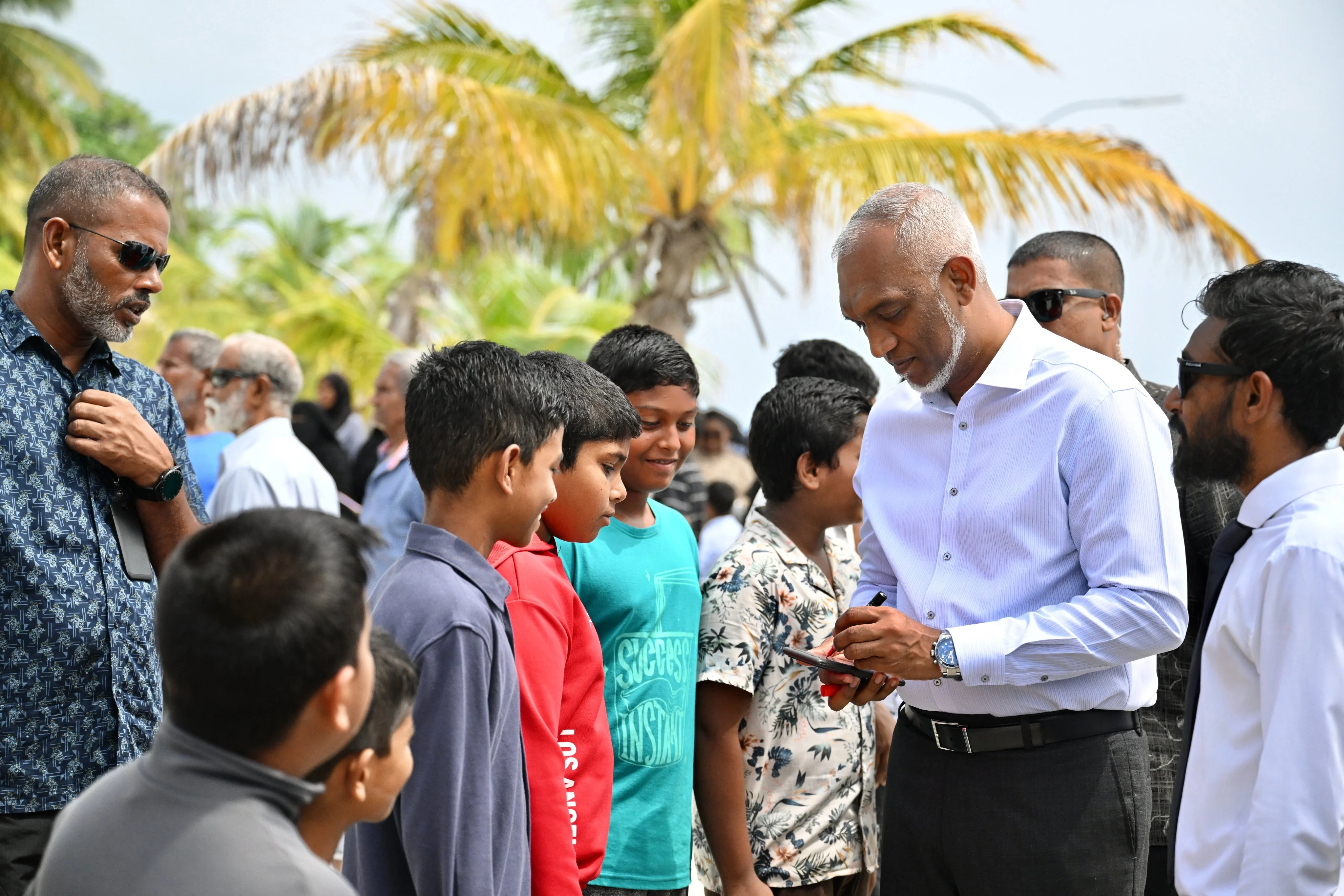 President announces jurisdiction changes for Ufulandhoo and Thaavathaa Islands