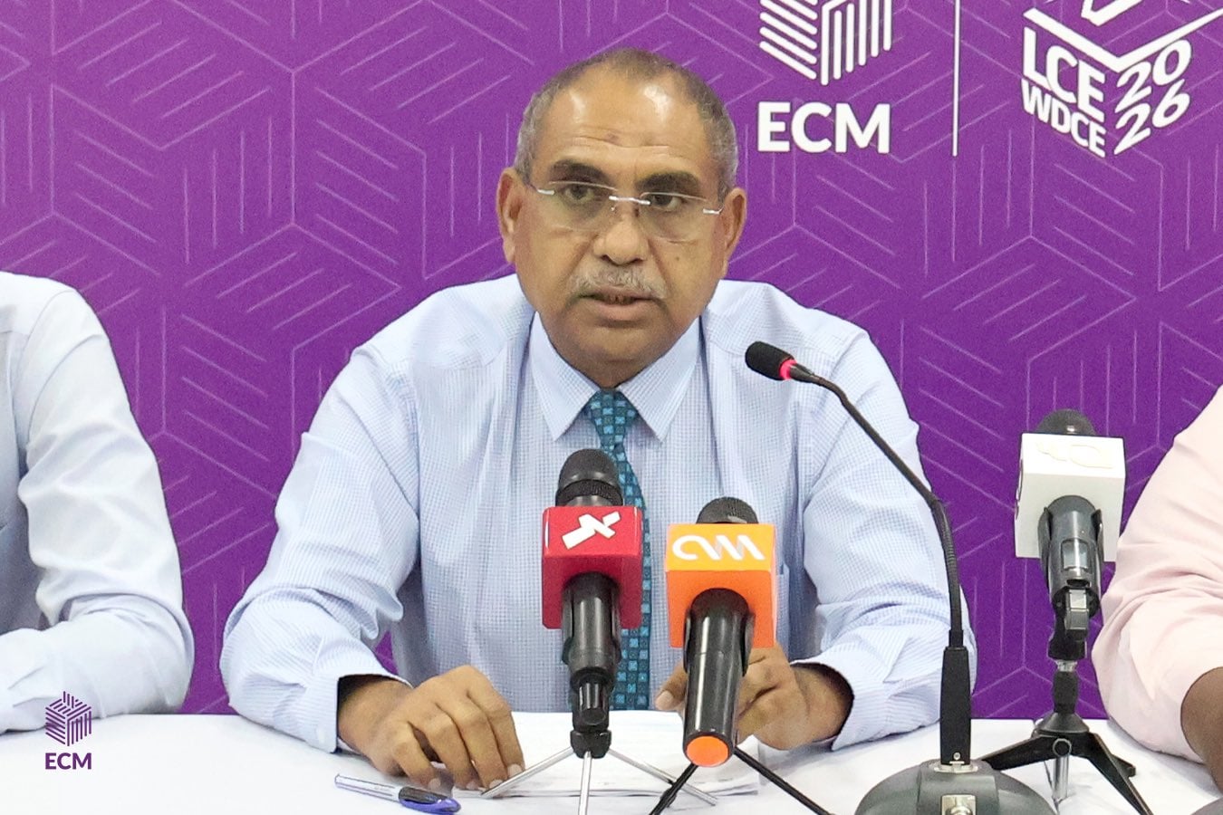 ކައުންސިލް އިންތިޚާބާއެކު ރެފަރެންޑަމް ބޭއްވޭނީ މިމަހުގެ 18ގެ ކުރިން މަރުހަލާތައް ނިމިގެން: އީސީ