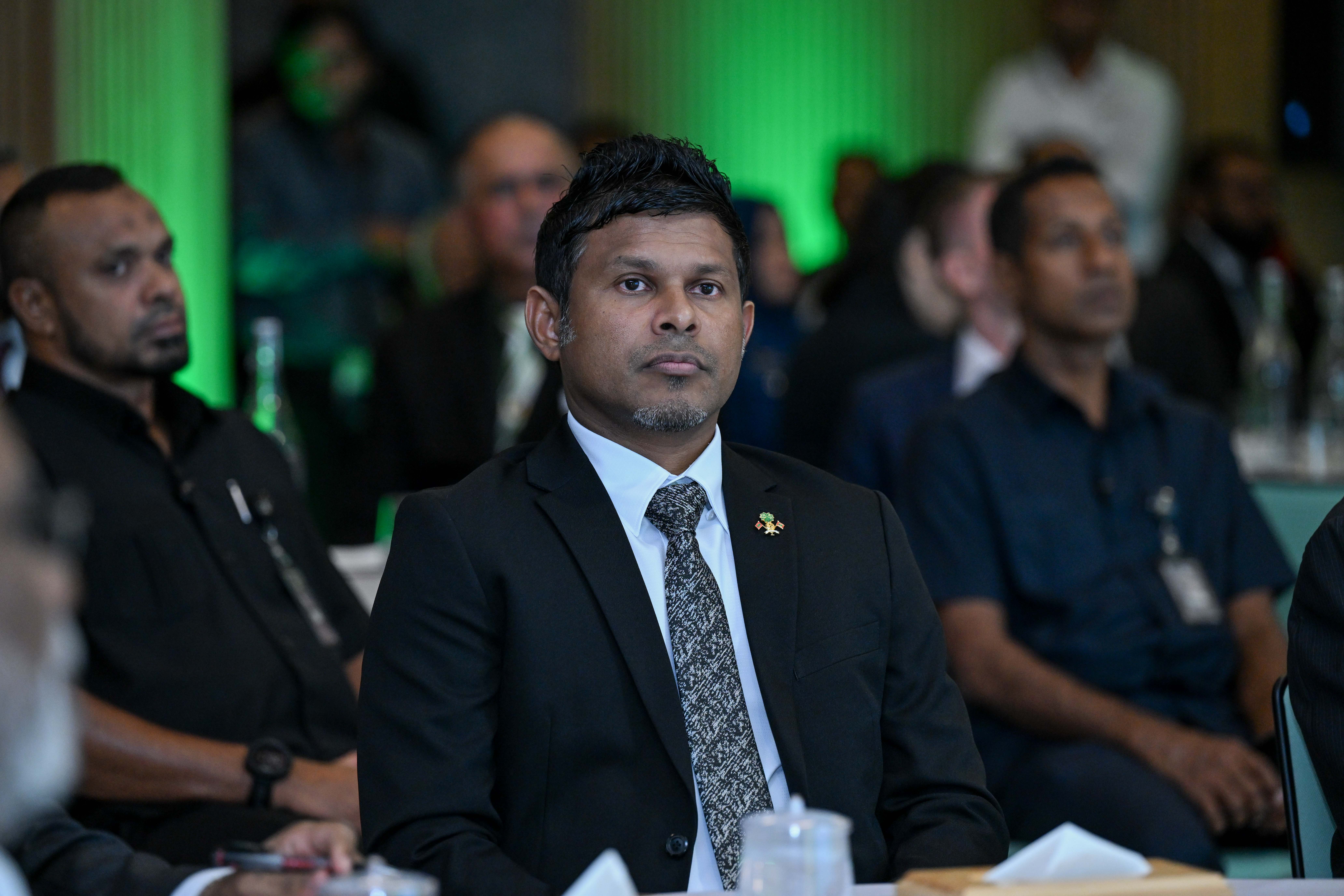 ނައިބުރައީސް، ޝާހިދަށް ގޮވާލެއްވީ އަސާސެއްނެތް މަޢުލޫމާތު ޙިއްސާ ނުކުރުމަށް