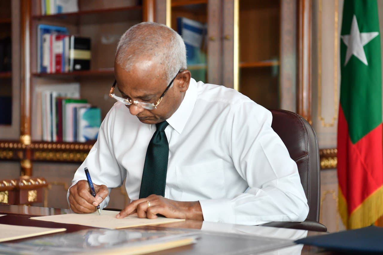 ޓްރާންސްޕޯޓް އޮތޯރިޓީ އުވާލުމުގެ ބިލު ތަސްދީޤުކުރައްވައިފި