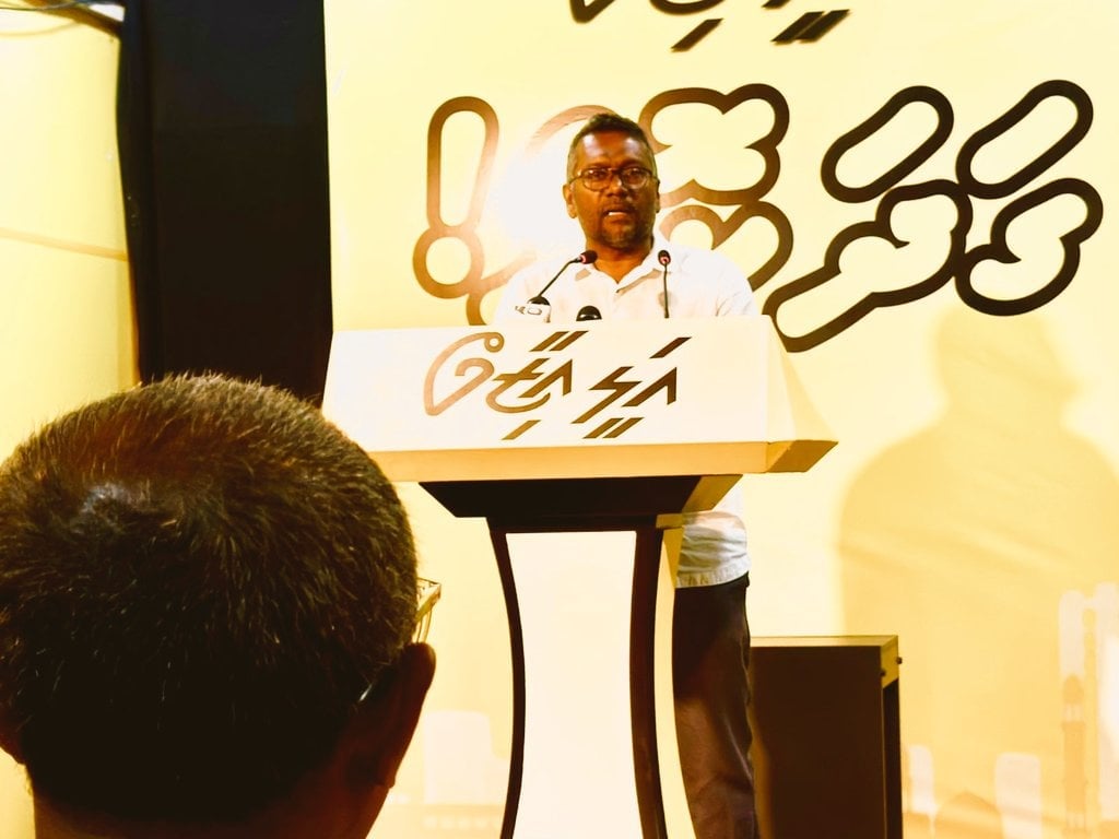 Fayyaz claims Maldivians face worsening financial strain under current government