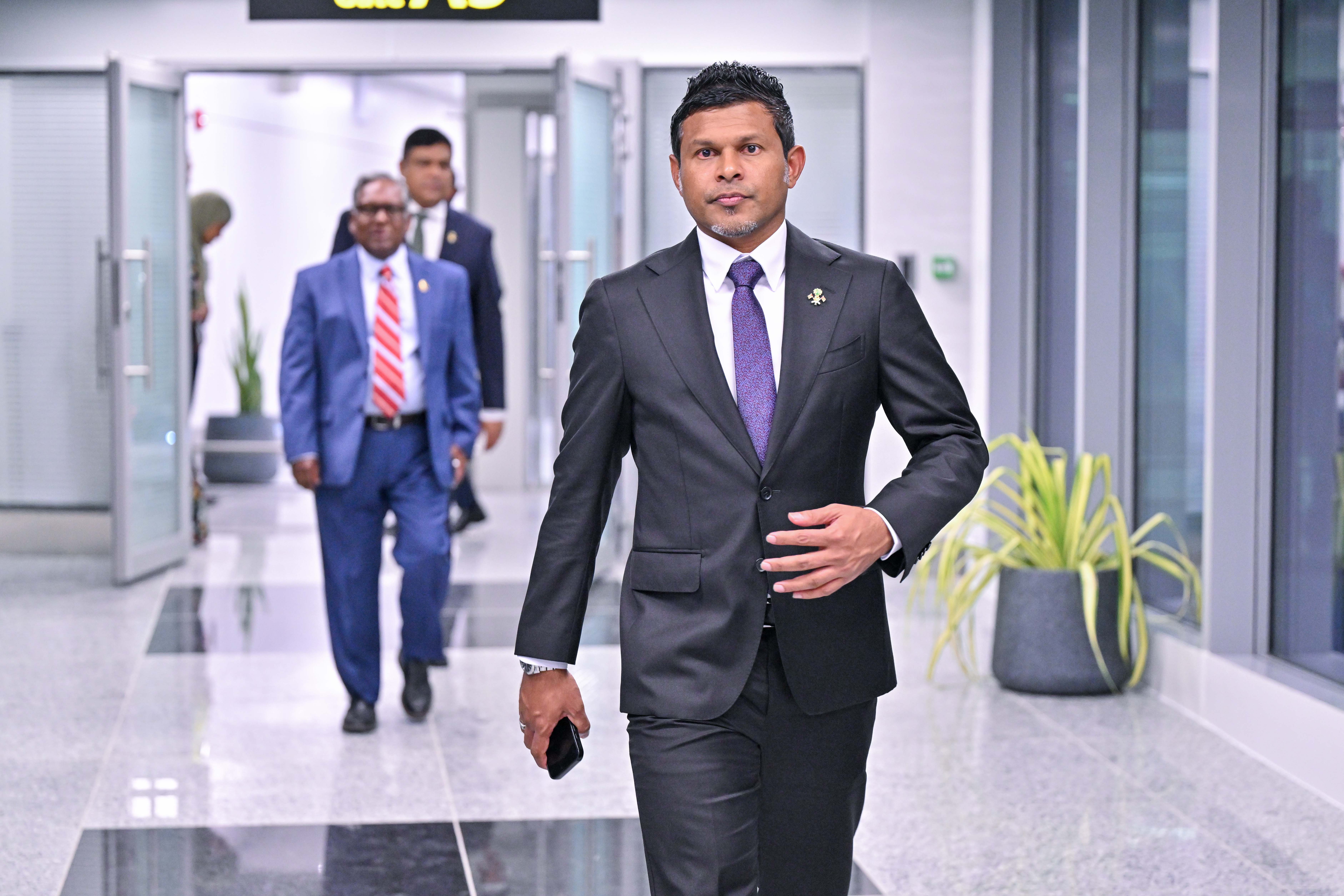 ސިޔާސީ މީހުންގެ އަމަލާއި ބަހާއި ދިމާވެގެން ނޫނީ ގައުމަަށް ހަމަޖެހުމެއް ނާންނާނެ: ނާއިބް ރައީސް