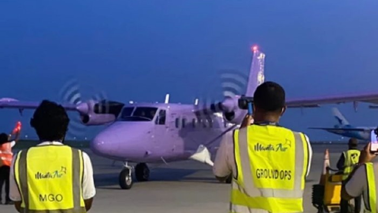 Manta Air welcoming its 7th seaplane in the Maldives.